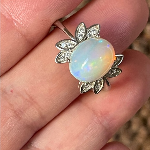 NWT Natural Opal 11X9mm Ring with CZ Accents in 925 Sterling Silver Size 9 - Picture 4 of 8